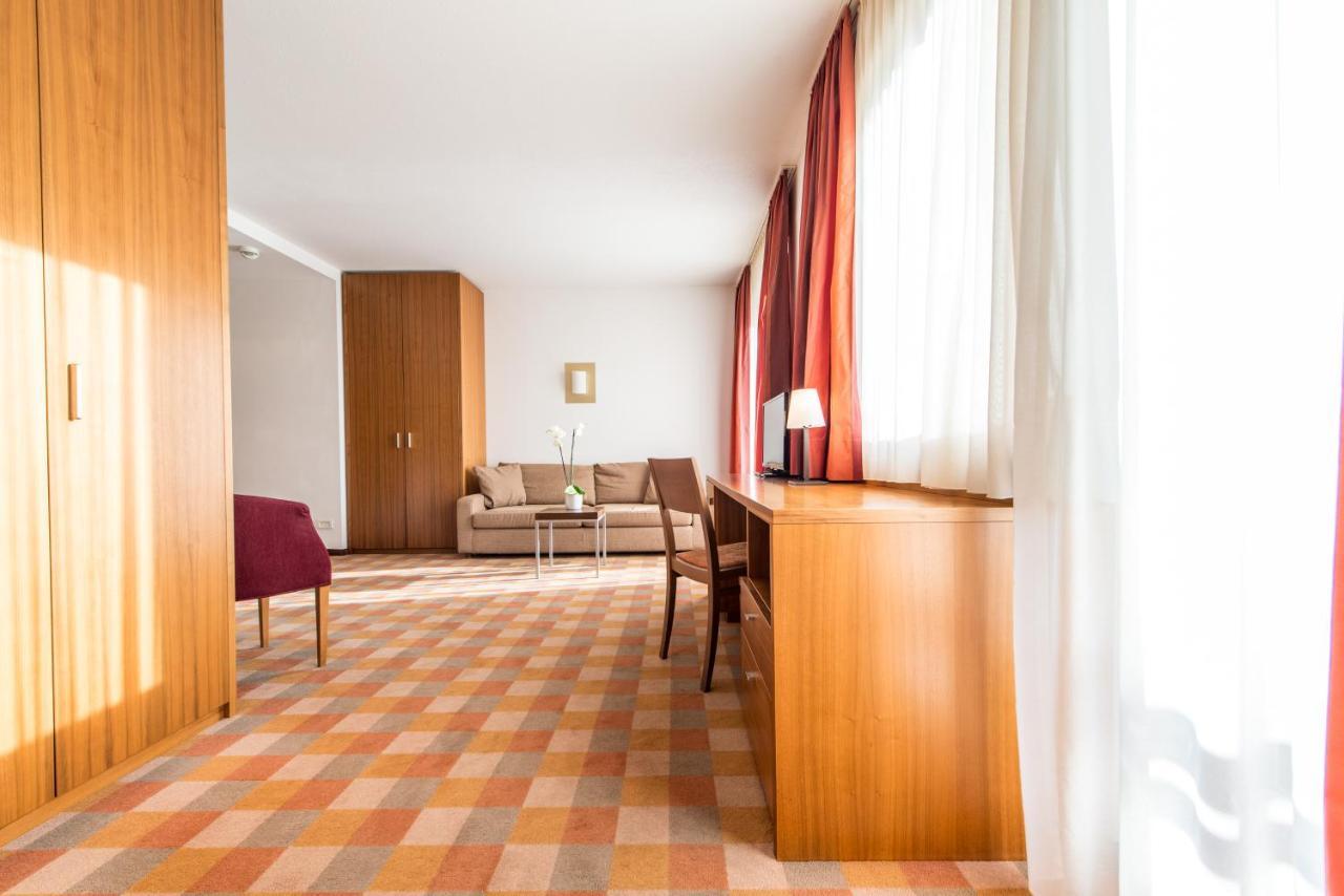 Hotel Tubris Campo Tures Ngoại thất bức ảnh