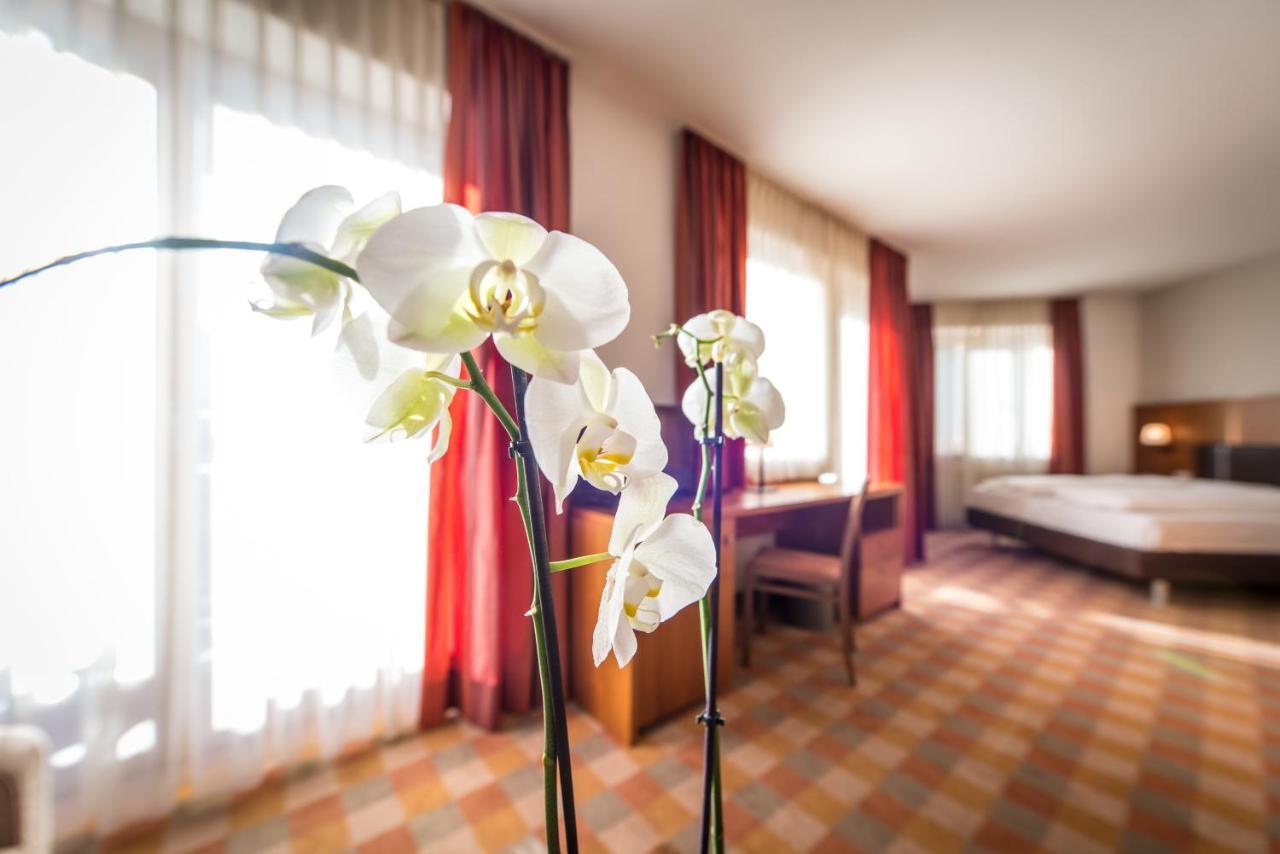 Hotel Tubris Campo Tures Ngoại thất bức ảnh