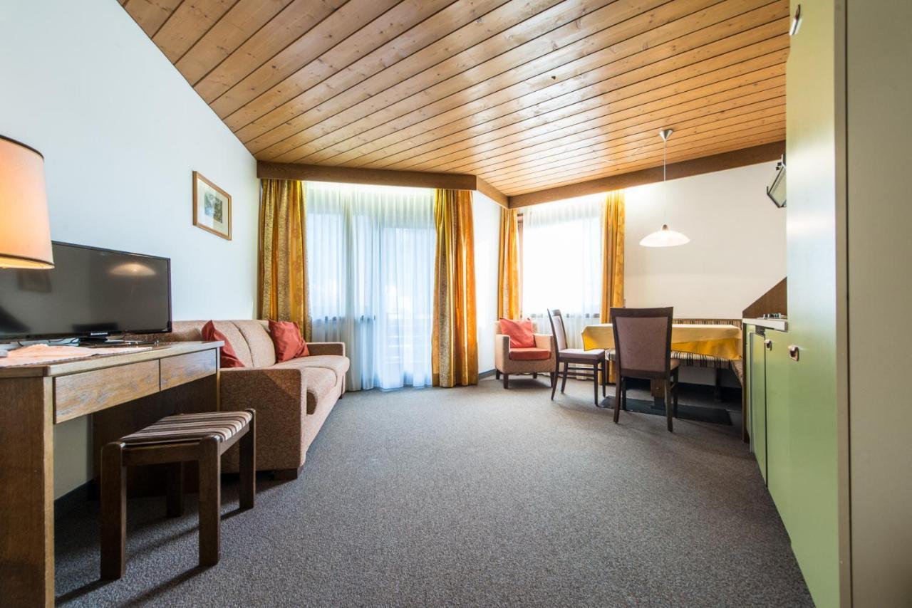 Hotel Tubris Campo Tures Ngoại thất bức ảnh
