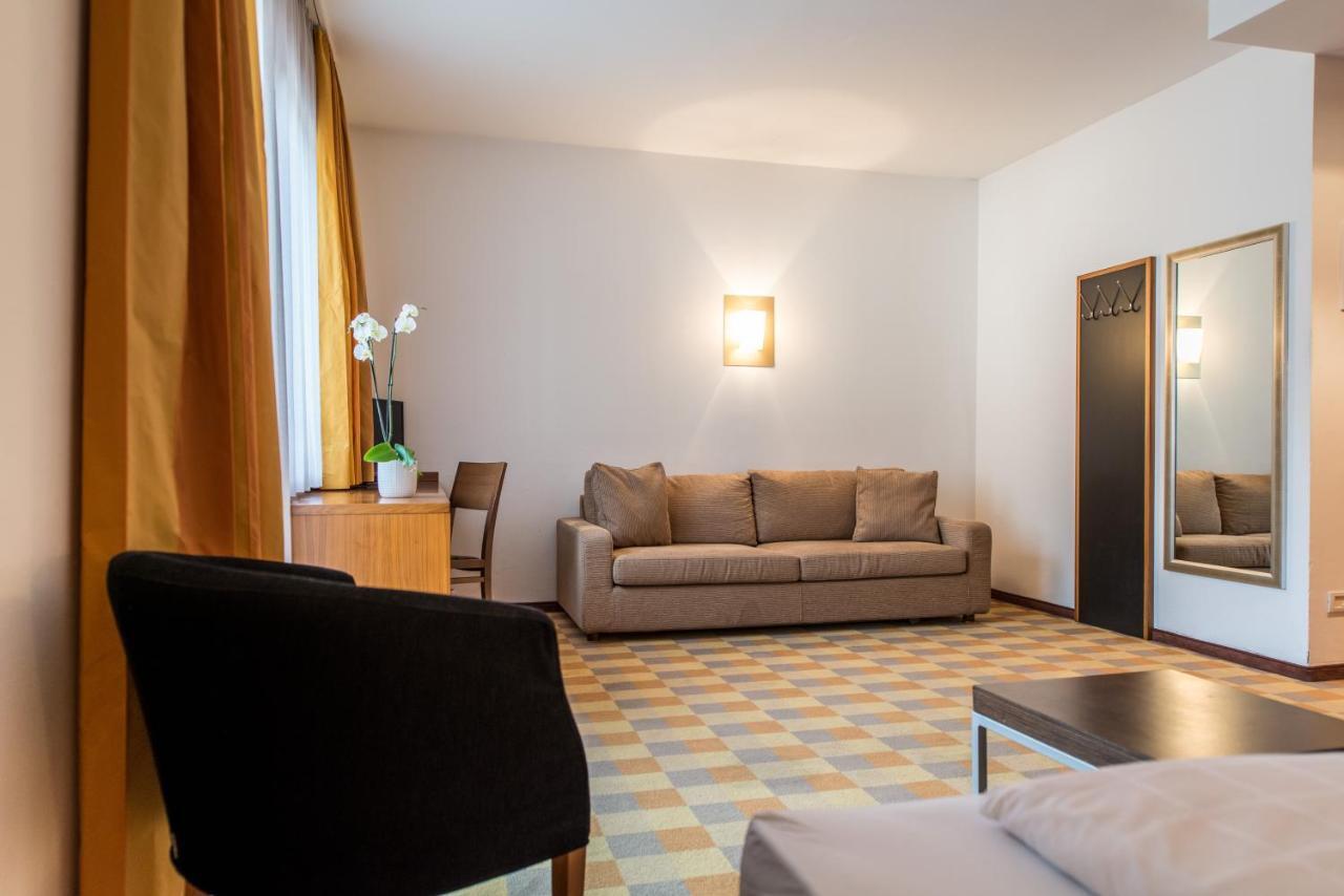 Hotel Tubris Campo Tures Ngoại thất bức ảnh
