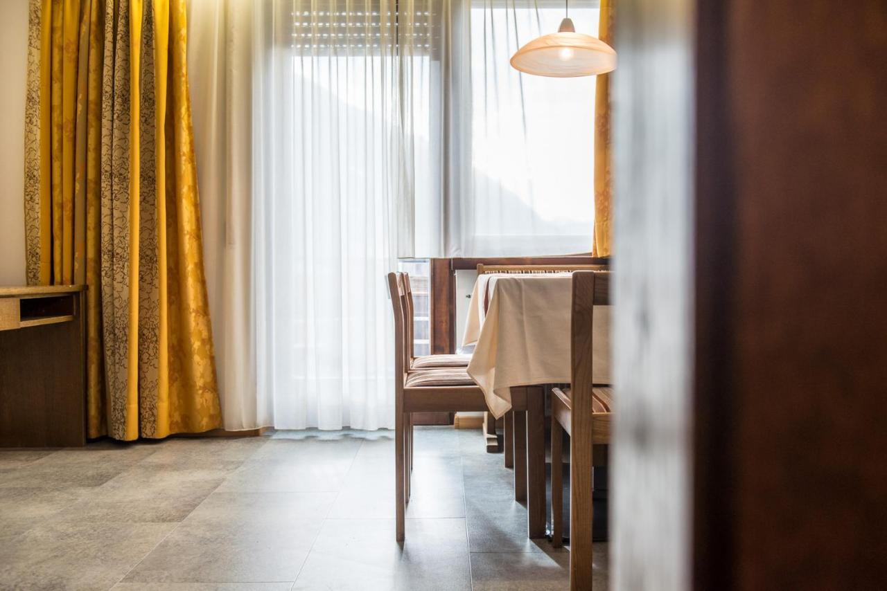 Hotel Tubris Campo Tures Ngoại thất bức ảnh