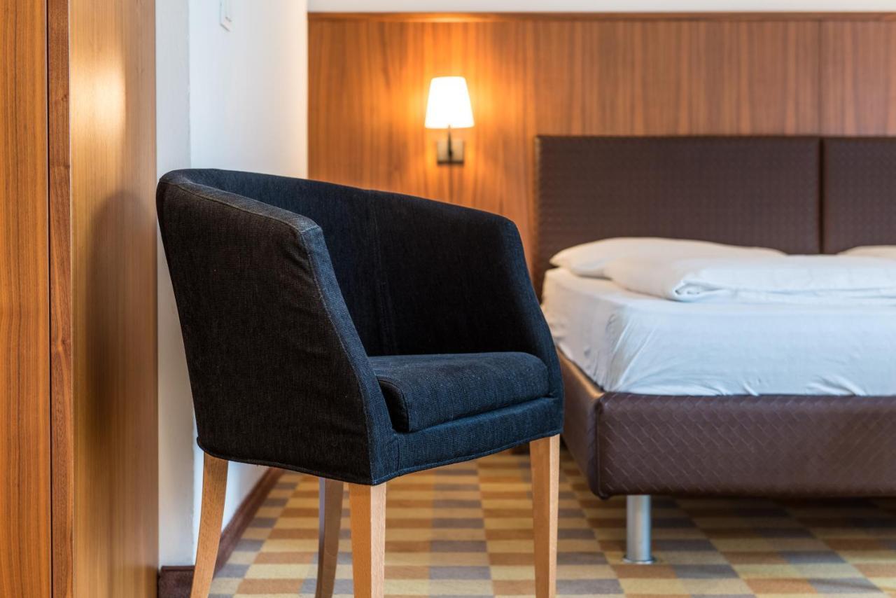 Hotel Tubris Campo Tures Ngoại thất bức ảnh